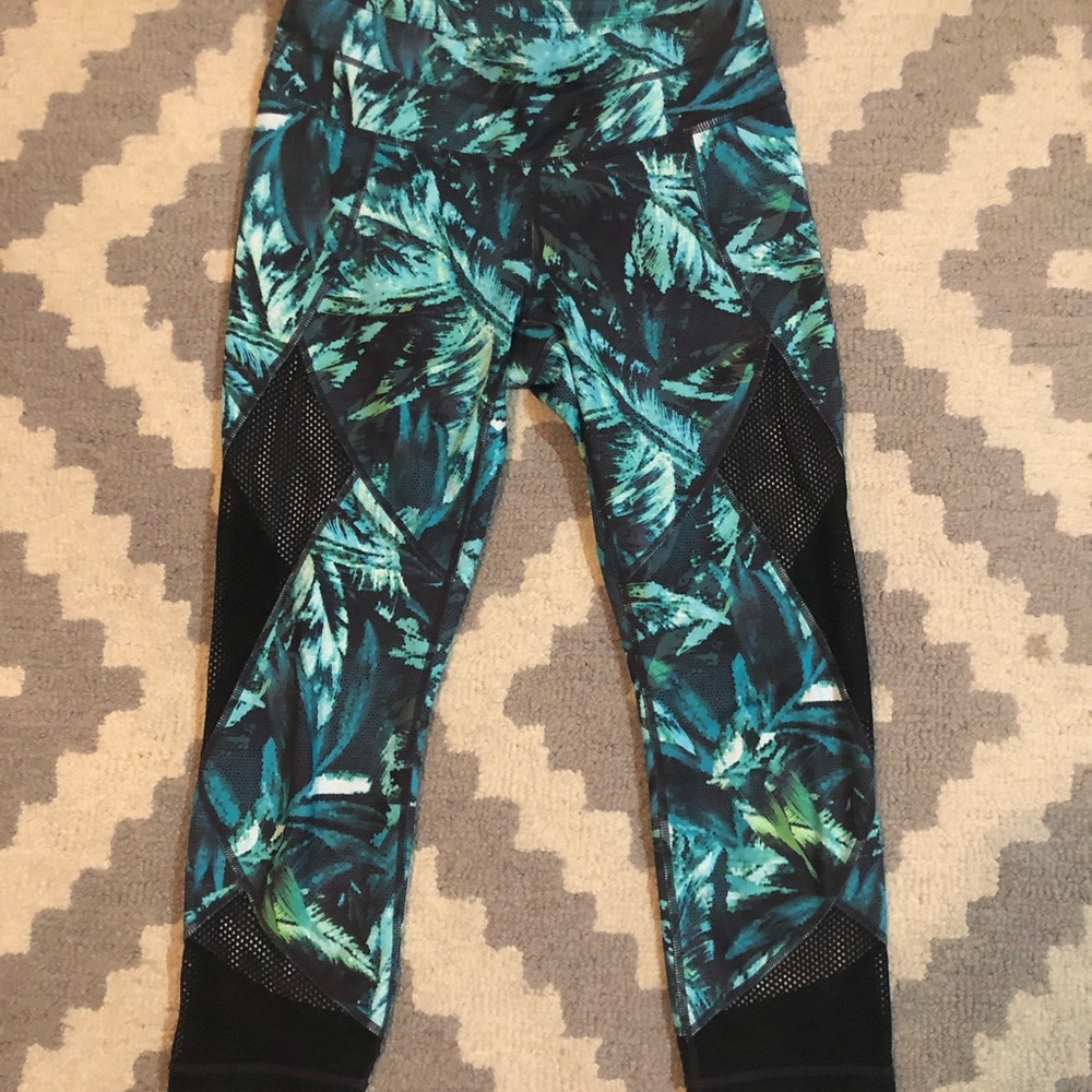 Athletea Sonar Capri palms